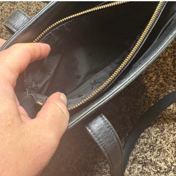 MCM Black Shoulder Bag & Matching Wallet Gold Hardware purse handbag luxury - Picture 7 of 16